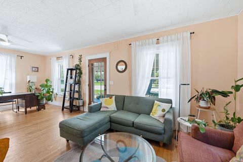 Tiny photo for 5 Park Avenue, Lafayette, IN 47904 (MLS # 202614374)