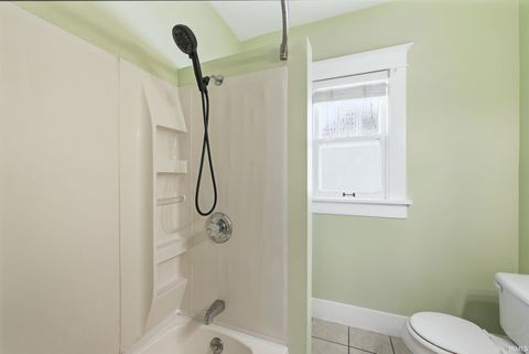 Tiny photo for 5 Park Avenue, Lafayette, IN 47904 (MLS # 202614374)