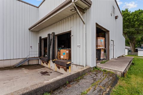 Tiny photo for 2317 N Washington Street, Kokomo, IN 46901 (MLS # 202525822)