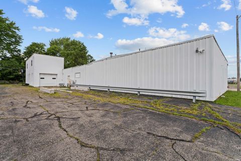 Tiny photo for 2317 N Washington Street, Kokomo, IN 46901 (MLS # 202525822)