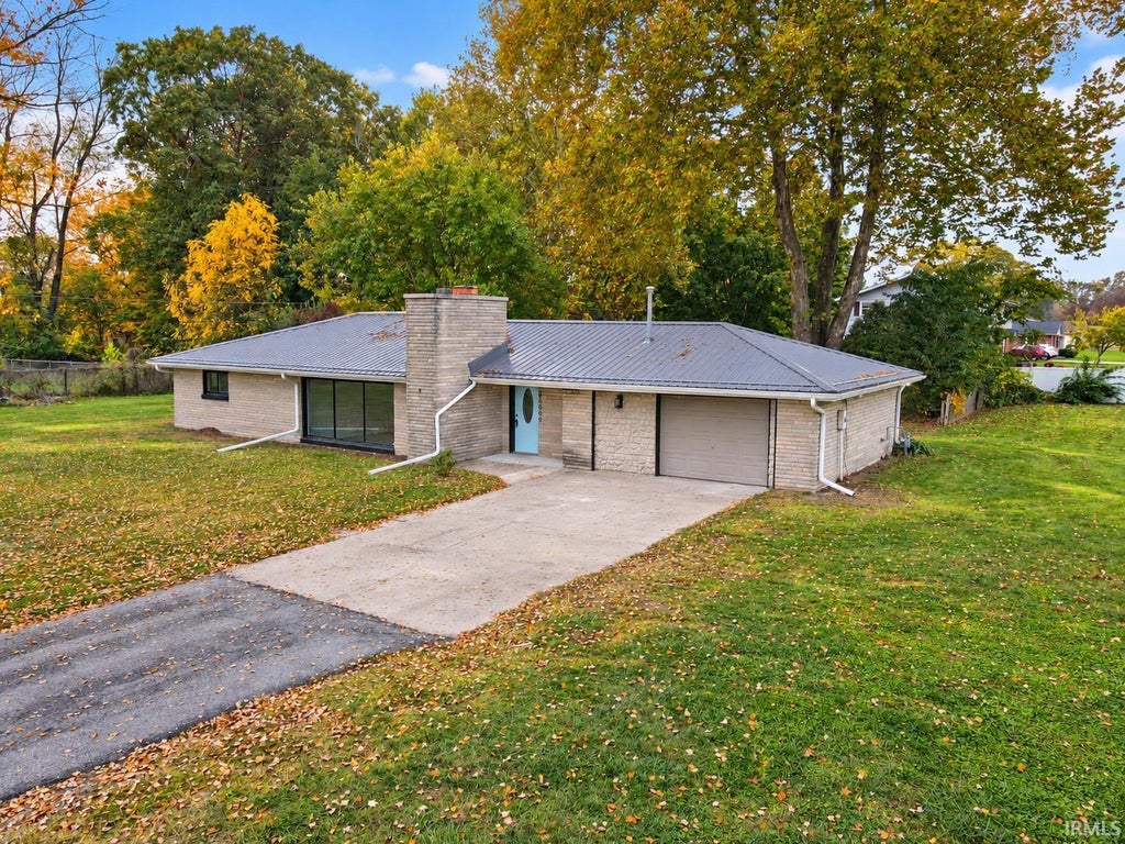 Photo of 54909 CR 3, Elkhart, IN 46514 (MLS # 202644407)