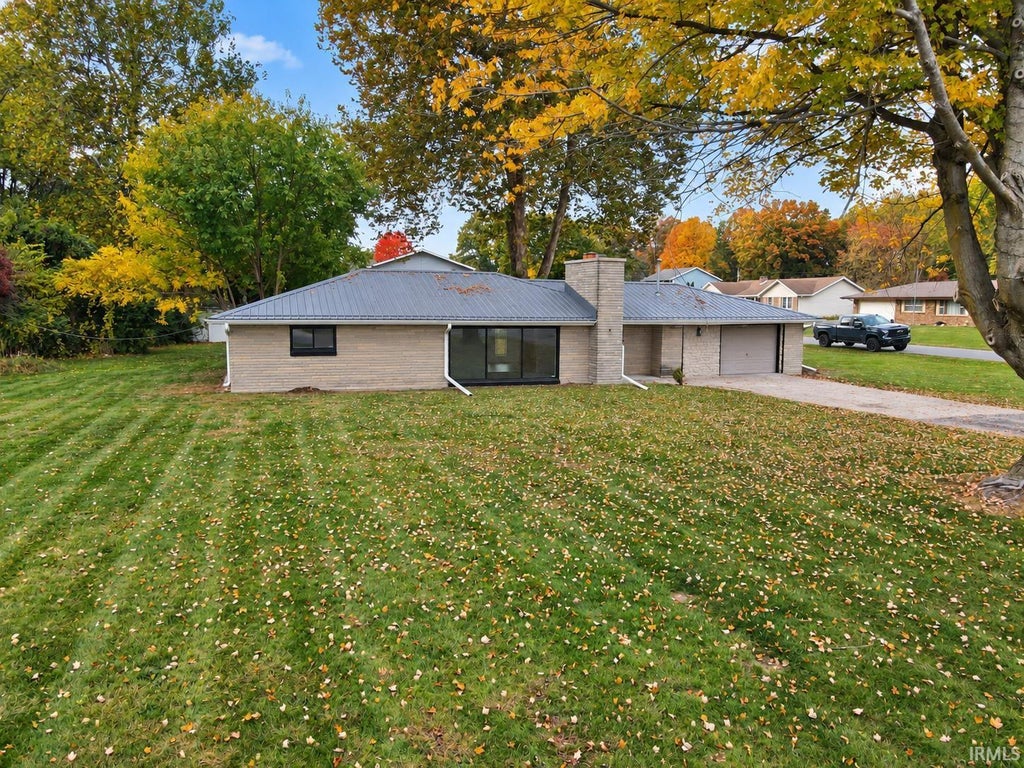 Photo of 54909 CR 3, Elkhart, IN 46514 (MLS # 202644407)