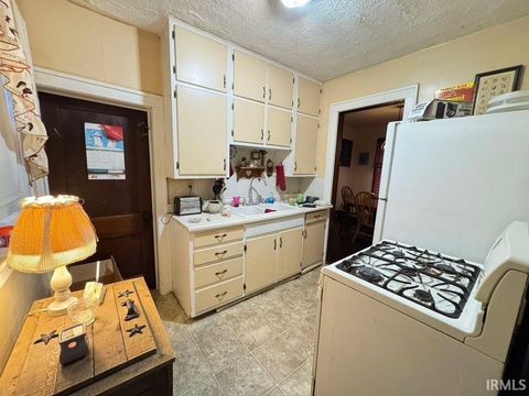 Tiny photo for 267 W 7Th Street, Peru, IN 46970 (MLS # 202601495)