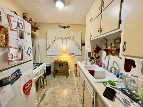 Tiny photo for 267 W 7Th Street, Peru, IN 46970 (MLS # 202601495)