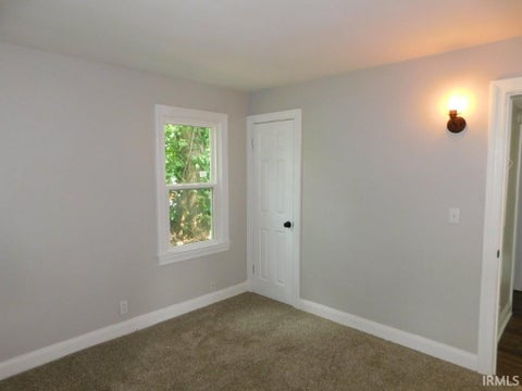 Tiny photo for 1144 E Blackford Avenue, Evansville, IN 47714 (MLS # 202612032)