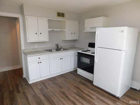 Tiny photo for 1144 E Blackford Avenue, Evansville, IN 47714 (MLS # 202612032)