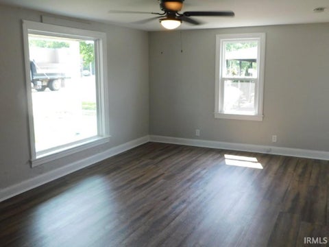 Tiny photo for 1144 E Blackford Avenue, Evansville, IN 47714 (MLS # 202612032)
