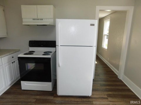 Tiny photo for 1144 E Blackford Avenue, Evansville, IN 47714 (MLS # 202612032)