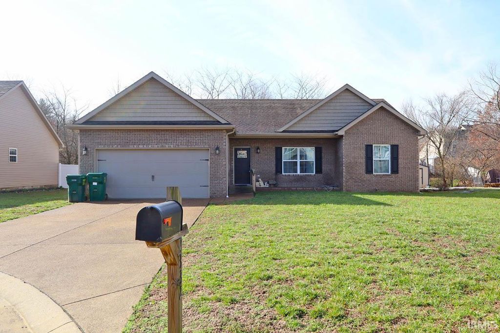 Photo of 1332 Breezy Creek Drive, Evansville, IN 47720 (MLS # 202606800)