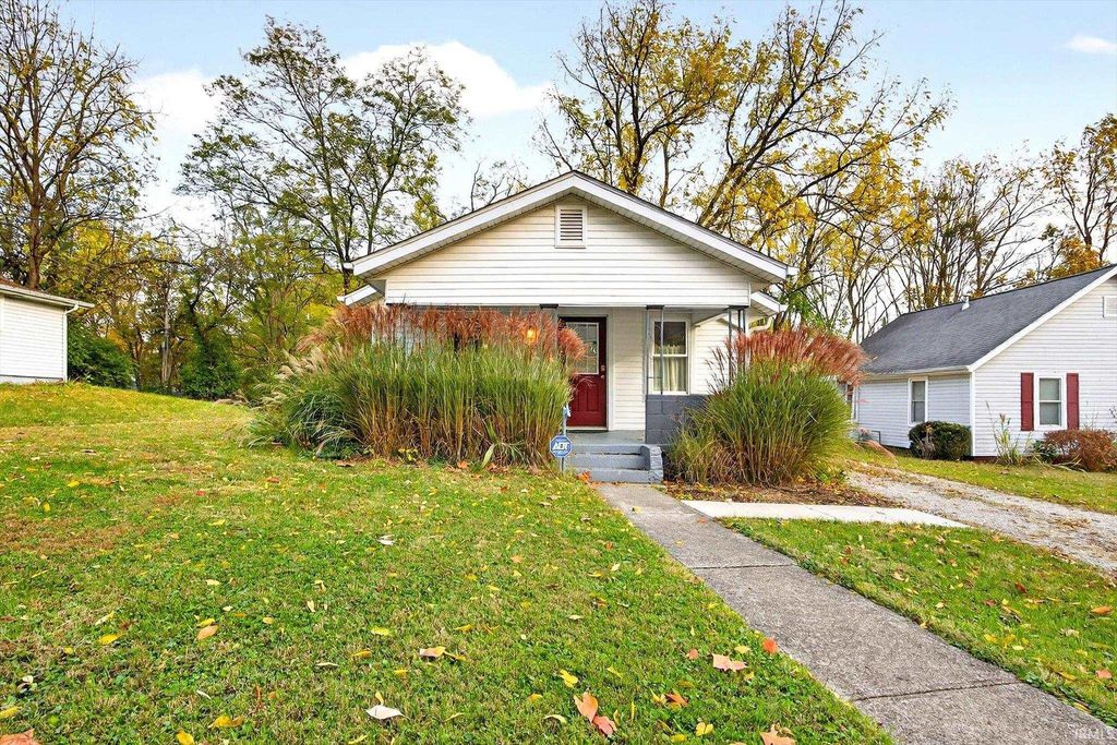Photo of 1010 W 10th Street, Bloomington, IN 47404 (MLS # 202544399)