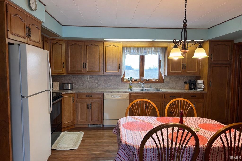 Photo of 6828 S 600 E, Walton, IN 46994 (MLS # 202601512)