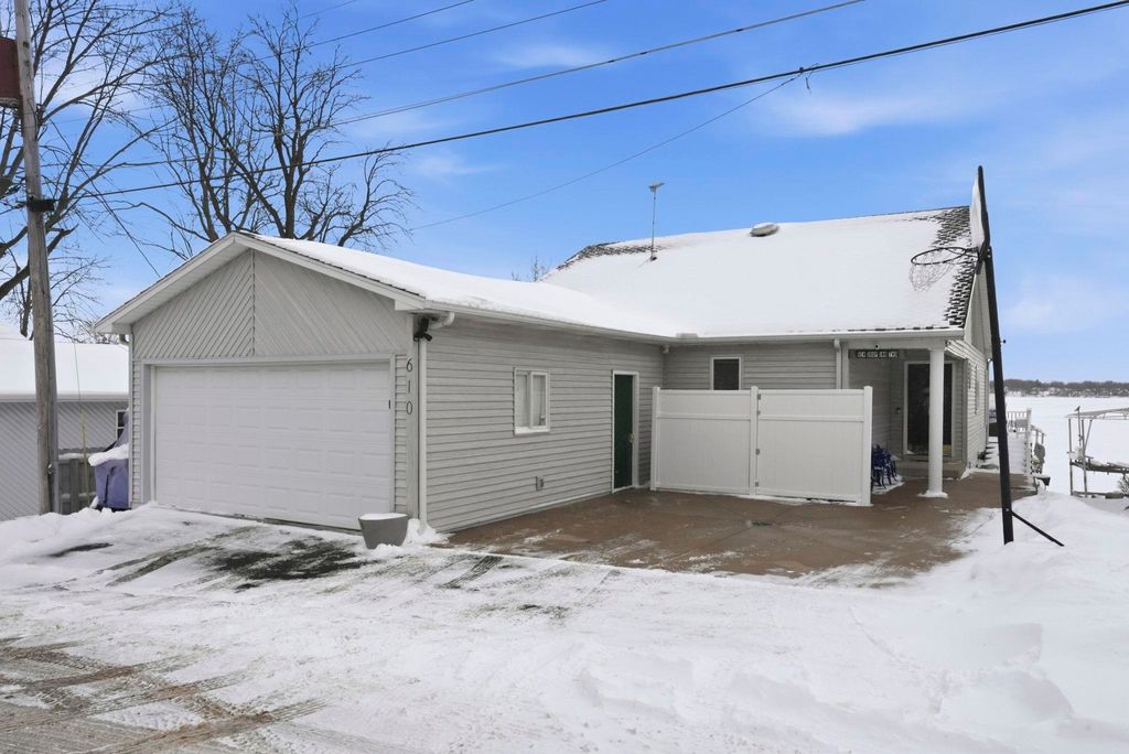 Photo of 610 N Albert Eckert Drive, North Webster, IN 46555 (MLS # 202603676)