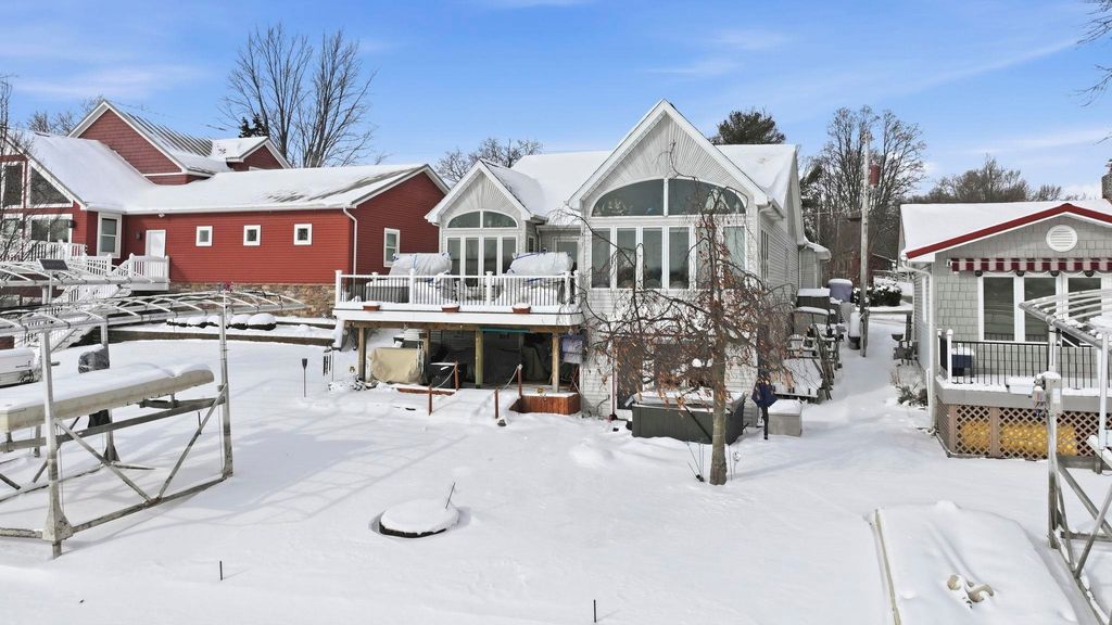 Photo of 610 N Albert Eckert Drive, North Webster, IN 46555 (MLS # 202603676)