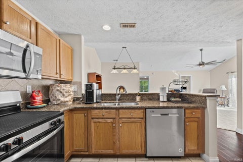Tiny photo for 1916 Griffon Drive, Lafayette, IN 47909 (MLS # 202642596)