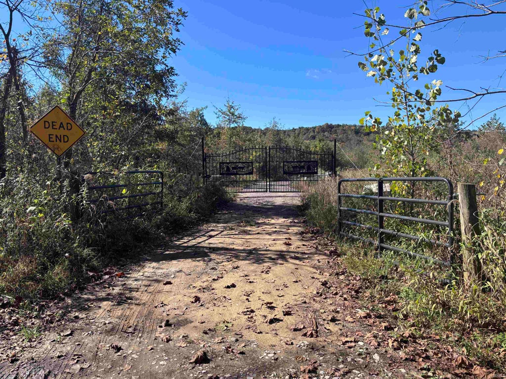 Photo of 0 Mineral Koleen Rd Road, Bloomfield, IN 47424 (MLS # 202643399)