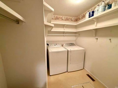 Tiny photo for 7 Salem Court, Elkhart, IN 46514 (MLS # 202626925)