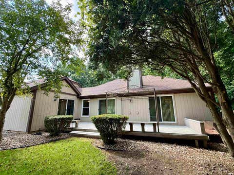 Tiny photo for 7 Salem Court, Elkhart, IN 46514 (MLS # 202626925)