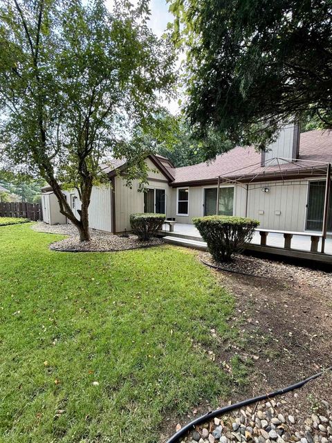 Tiny photo for 7 Salem Court, Elkhart, IN 46514 (MLS # 202626925)