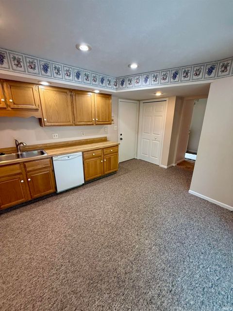 Tiny photo for 7 Salem Court, Elkhart, IN 46514 (MLS # 202626925)