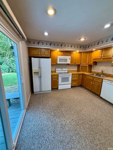 Tiny photo for 7 Salem Court, Elkhart, IN 46514 (MLS # 202626925)