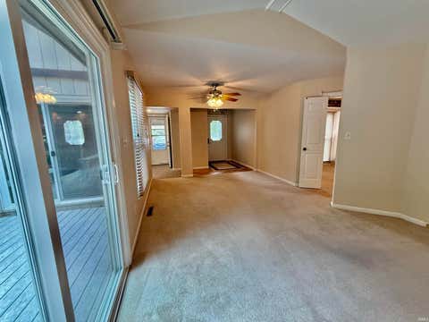 Tiny photo for 7 Salem Court, Elkhart, IN 46514 (MLS # 202626925)