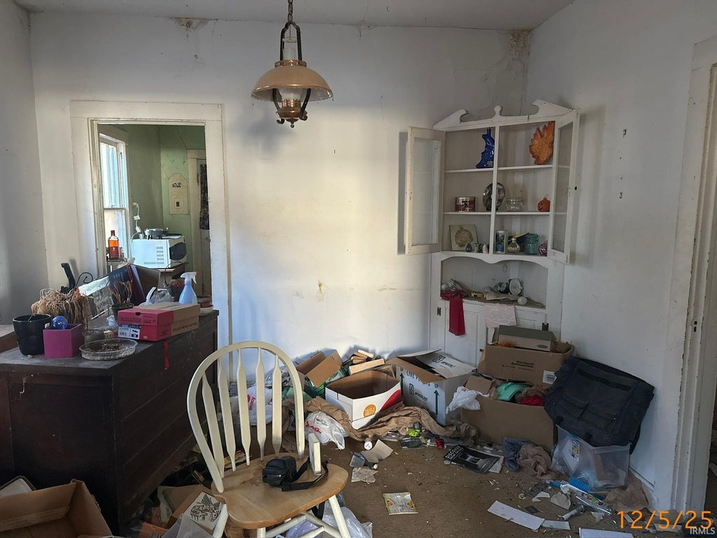 Photo of 1625 E Indiana Street, Evansville, IN 47711 (MLS # 202548247)