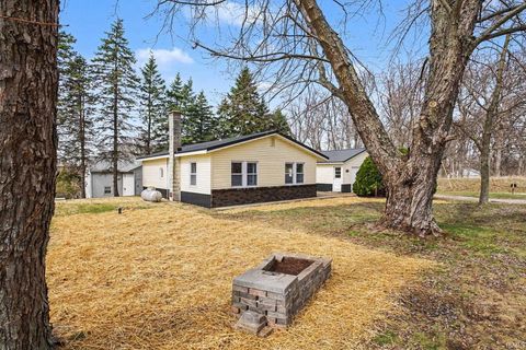 Tiny photo for 9019 Harper Lake Road, Kimmell, IN 46760 (MLS # 202609412)