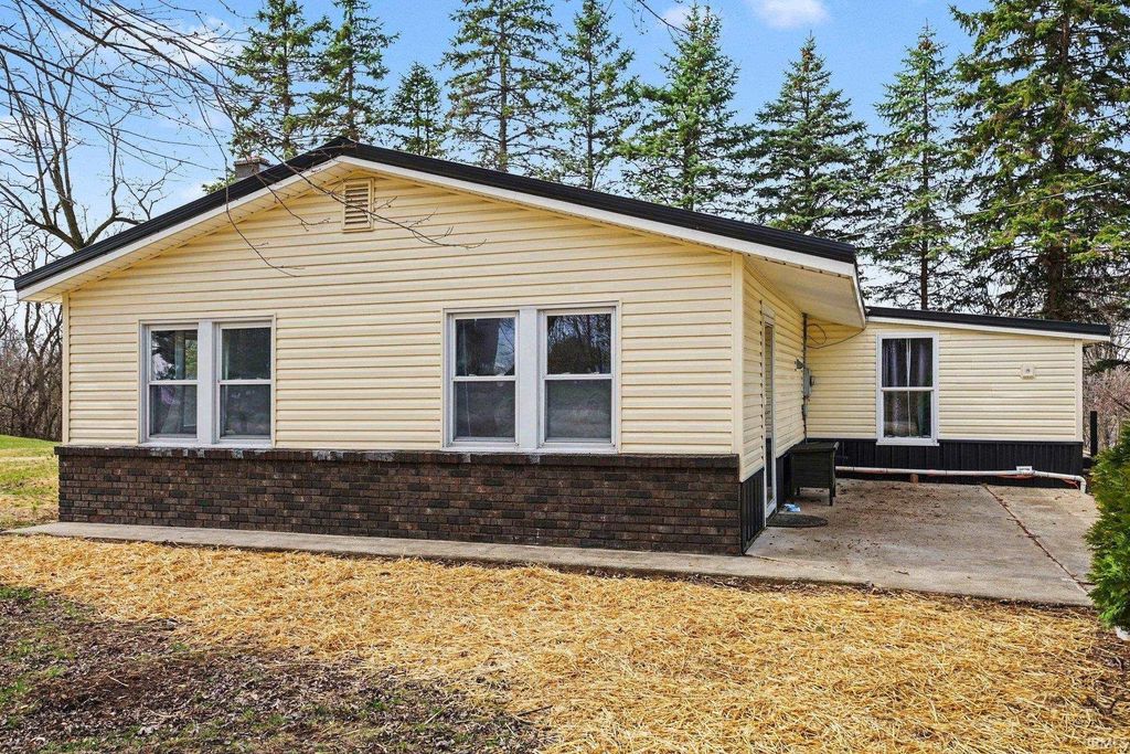 Photo of 9019 Harper Lake Road, Kimmell, IN 46760 (MLS # 202609412)