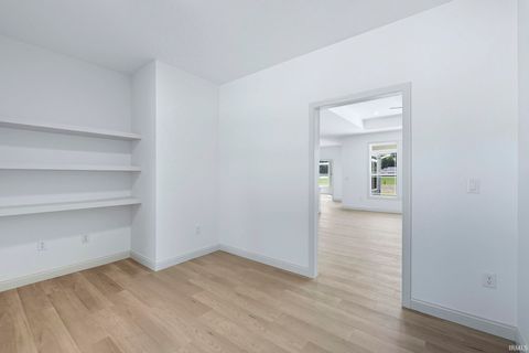 Tiny photo for 964 E 400S, Bringhurst, IN 46913 (MLS # 202527765)