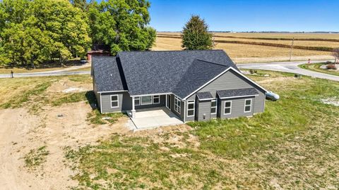 Tiny photo for 964 E 400S, Bringhurst, IN 46913 (MLS # 202527765)