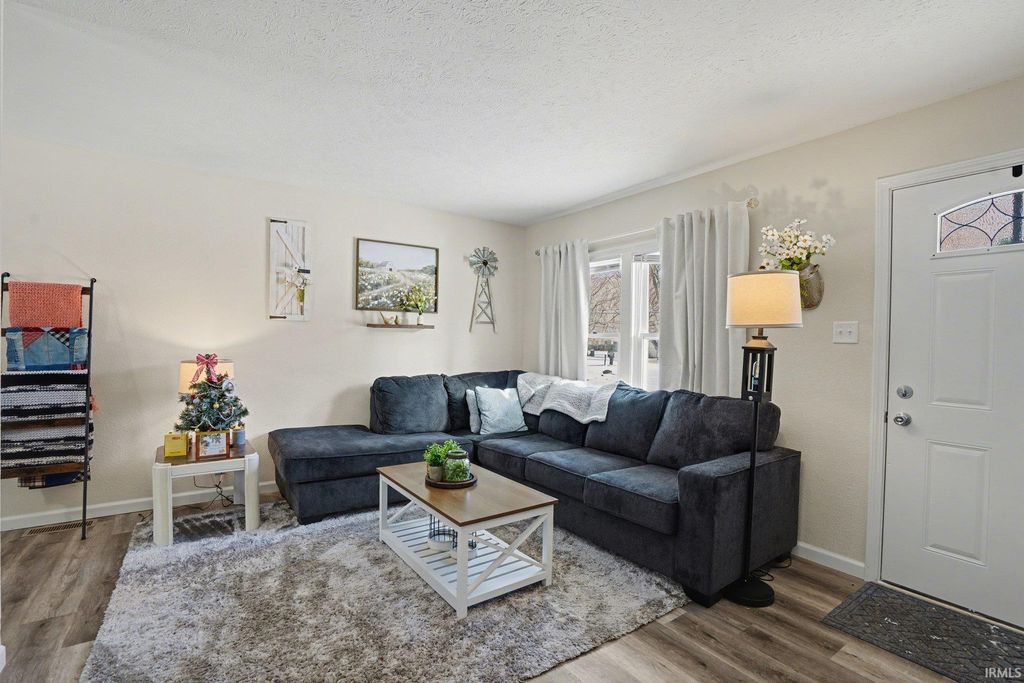 Photo of 54253 Northwood Drive, Elkhart, IN 46514 (MLS # 202601679)