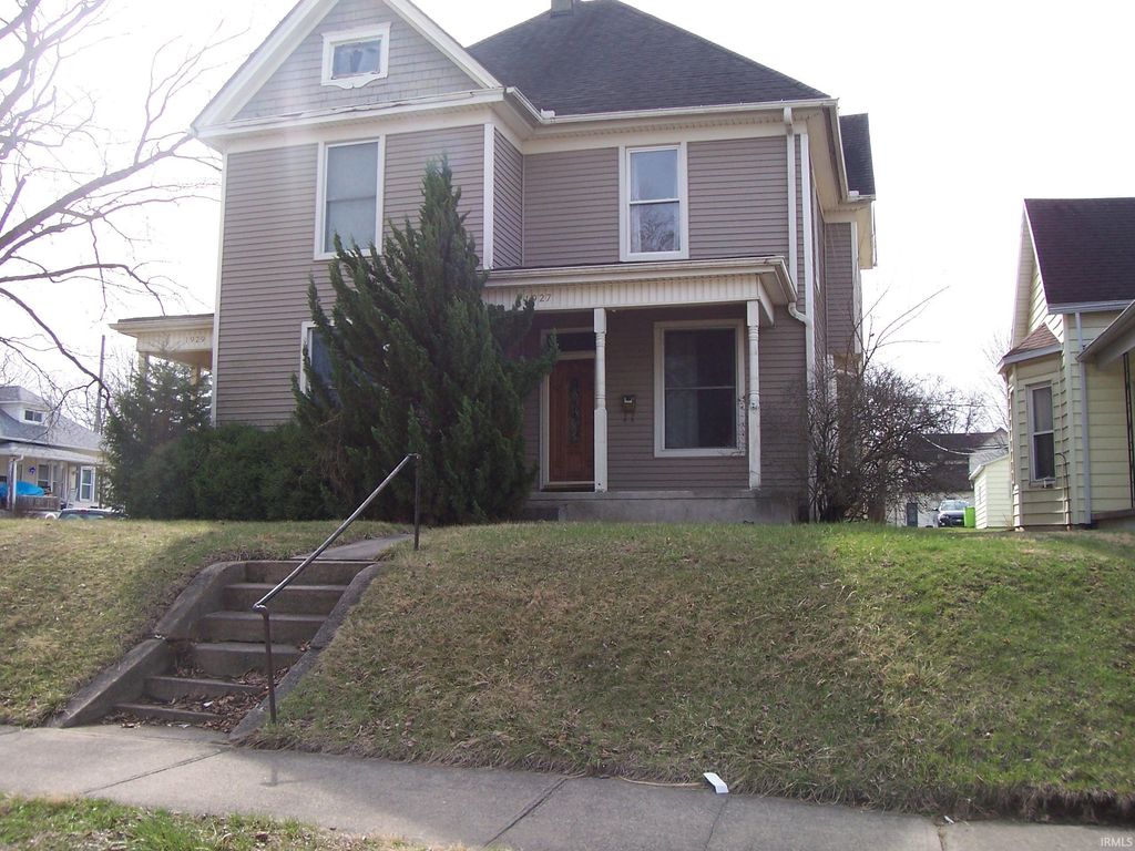 Photo of 1927 George Street, Logansport, IN 46947 (MLS # 202609348)