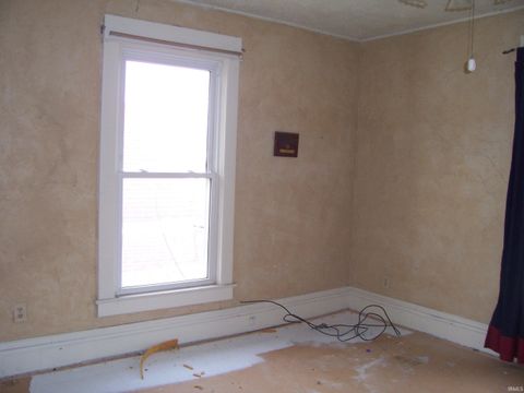 Tiny photo for 1927 George Street, Logansport, IN 46947 (MLS # 202609348)