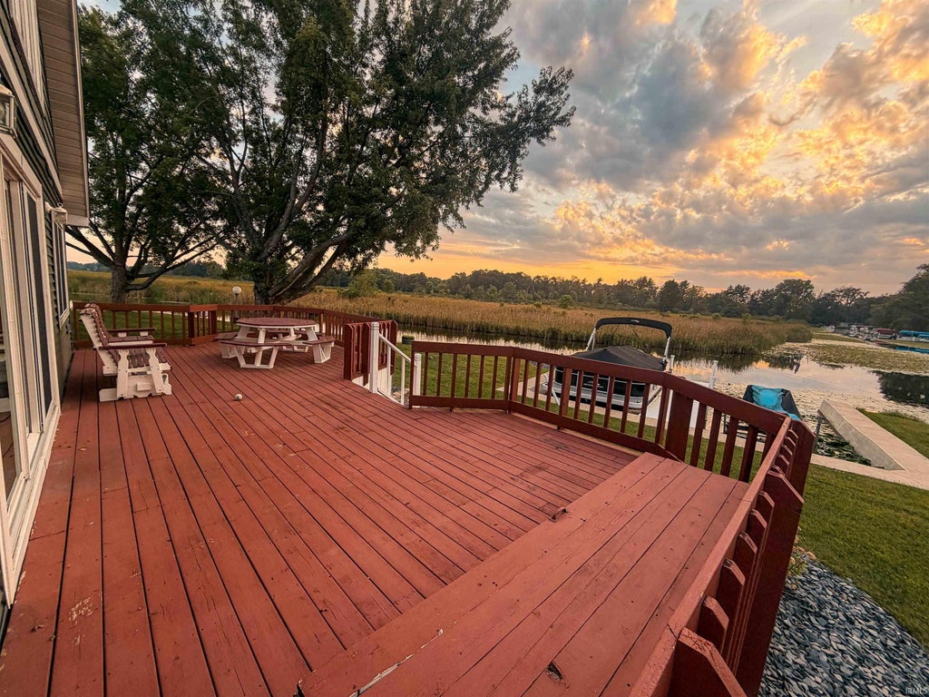 Photo of 13 EMS C19C Lane LN, Warsaw, IN 46582 (MLS # 202636748)