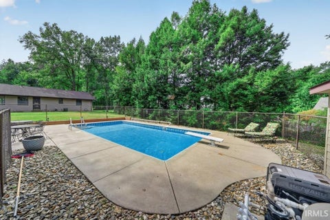 Tiny photo for 20787 Windrush Court, South Bend, IN 46614 (MLS # 202638805)