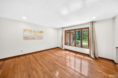Tiny photo for 20787 Windrush Court, South Bend, IN 46614 (MLS # 202638805)