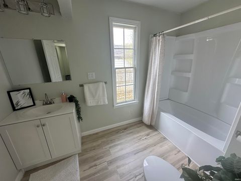 Tiny photo for 1008 E Spraker Street, Kokomo, IN 46901 (MLS # 202612604)