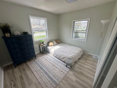 Tiny photo for 1008 E Spraker Street, Kokomo, IN 46901 (MLS # 202612604)