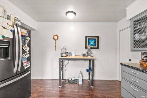 Tiny photo for 1420 N 28th Street, Lafayette, IN 47904 (MLS # 202628863)