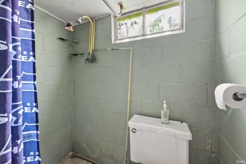 Tiny photo for 1420 N 28th Street, Lafayette, IN 47904 (MLS # 202628863)