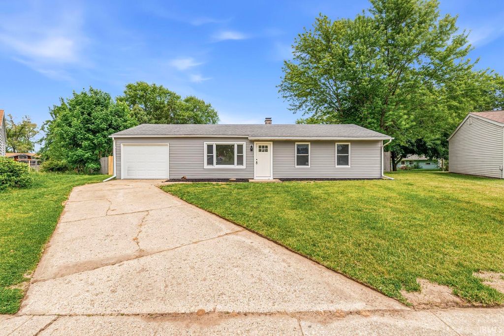 Photo of 56544 Lantz Boulevard, Elkhart, IN 46516 (MLS # 202620001)