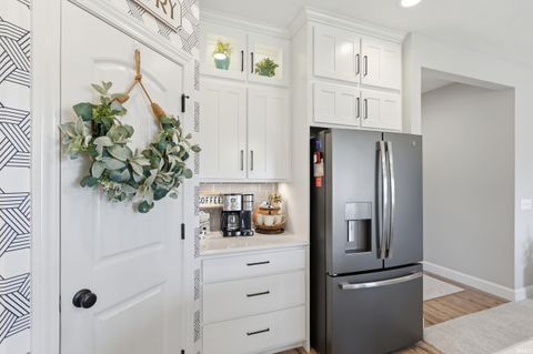 Tiny photo for 13505 Slate Ridge Court, Fort Wayne, IN 46814 (MLS # 202613787)