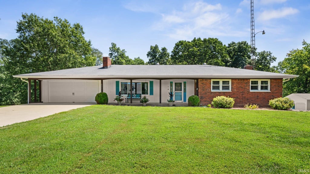 Photo of 601 Yockey Estates, Mitchell, IN 47446 (MLS # 202632240)