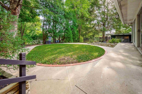 Tiny photo for 1130 W Briarcliff Drive, Bloomington, IN 47404 (MLS # 202637877)