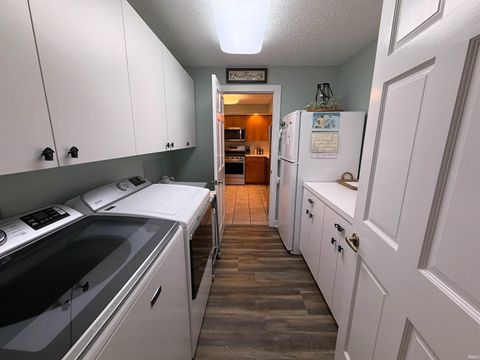 Tiny photo for 3456 N Shore Acres Court, Monticello, IN 47960 (MLS # 202617693)