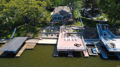 Photo of 3456 N Shore Acres Court, Monticello, IN 47960 (MLS # 202617693)
