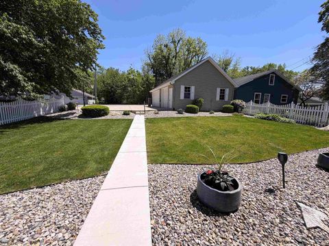 Tiny photo for 3456 N Shore Acres Court, Monticello, IN 47960 (MLS # 202617693)