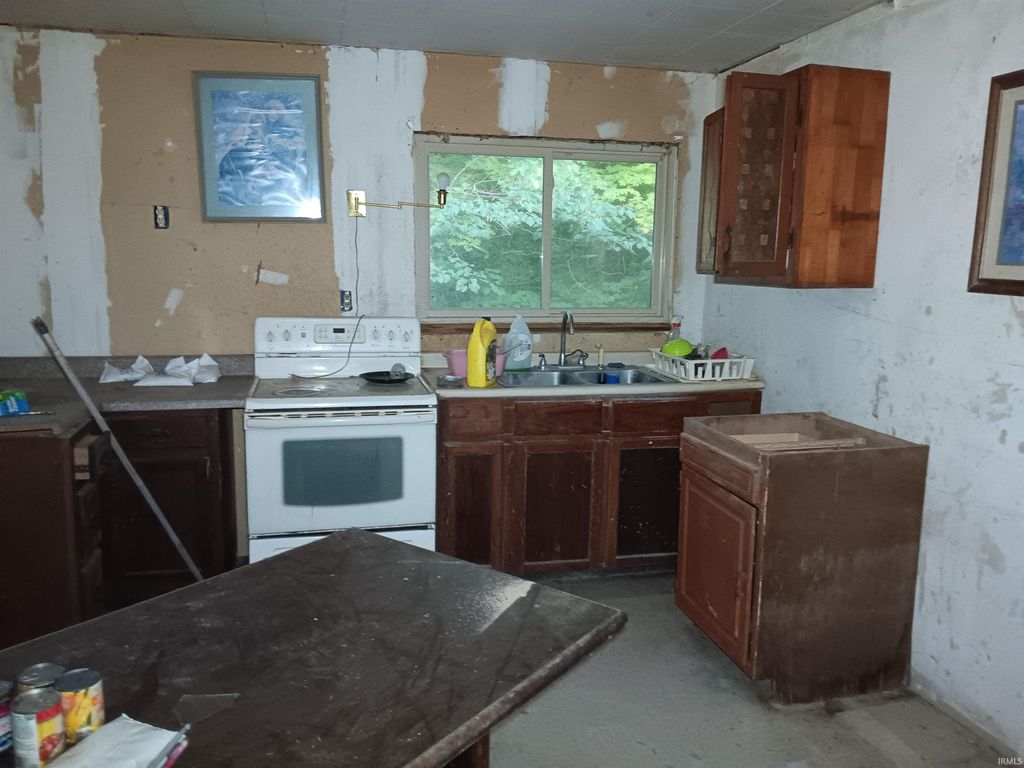 Photo of 4336 Almond Road, Cloverdale, IN 46120 (MLS # 202536056)