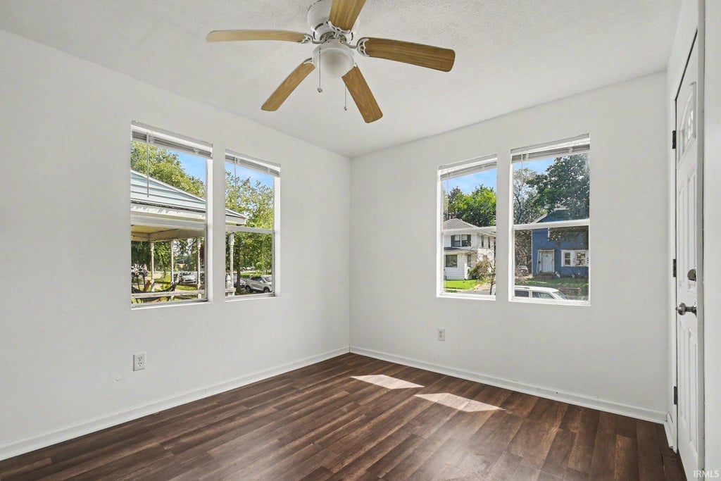 Photo of 1241 Diamond Avenue, South Bend, IN 46628 (MLS # 202637385)