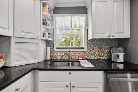 Tiny photo for 11760 W Lookout Drive, Monticello, IN 47960 (MLS # 202627872)